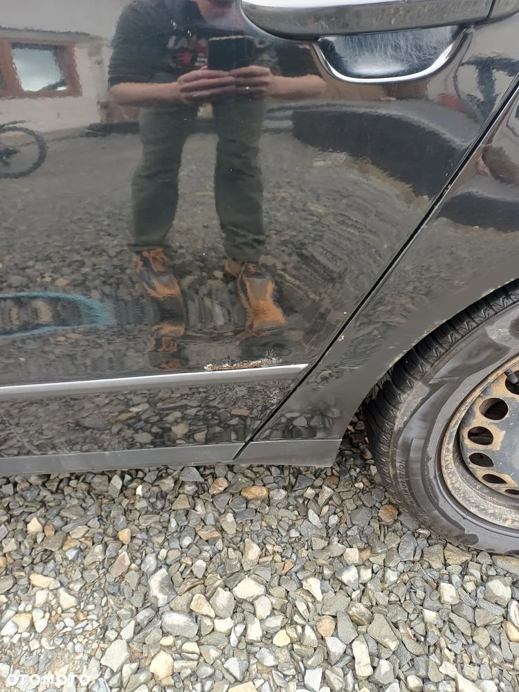 Volkswagen Passat 1.9 TDI Highline - 3