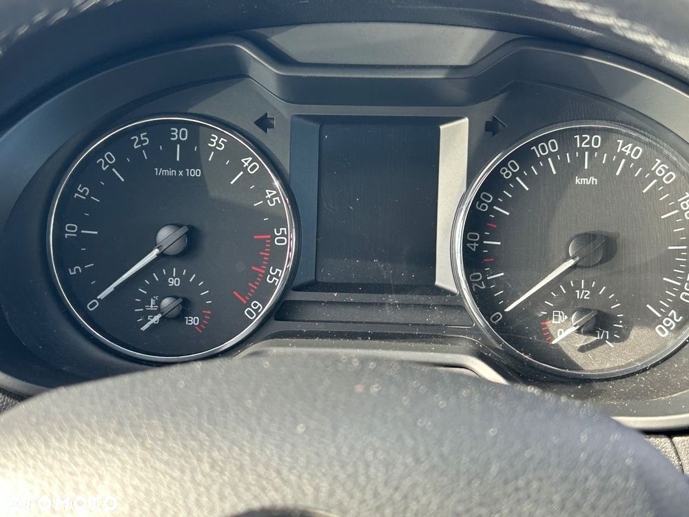 Skoda Octavia 1.6 TDI Ambition - 16