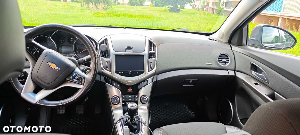 Chevrolet Cruze - 3