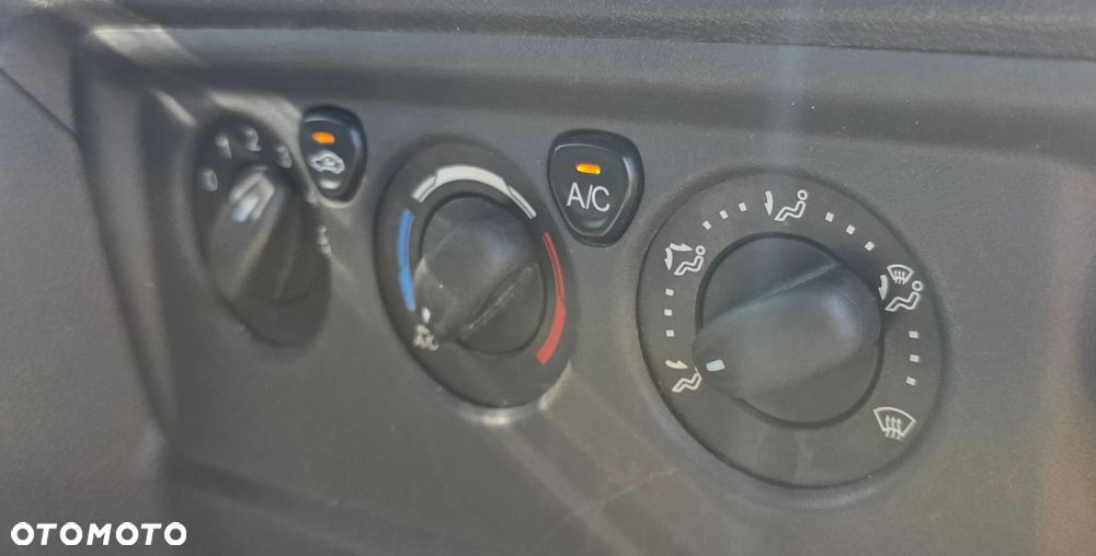 Ford Transit - 15
