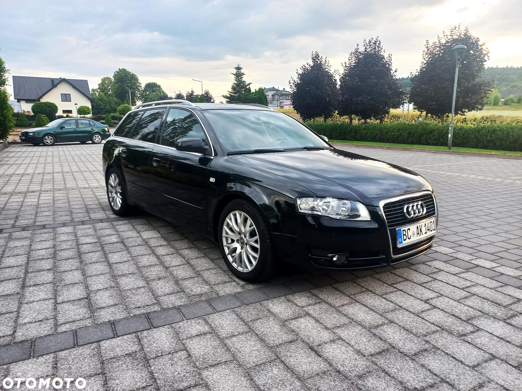 Audi A4 Avant 2.0 TDI DPF quattro S line Sportpaket (plus) - 12