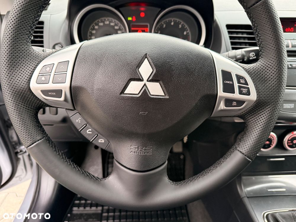 Mitsubishi Lancer 1.8 Intense - 28