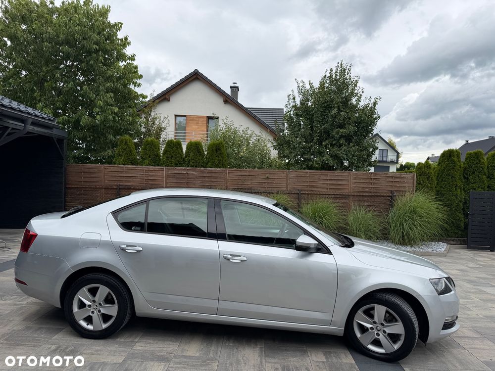 Skoda Octavia 2.0 TDI Ambition DSG - 7