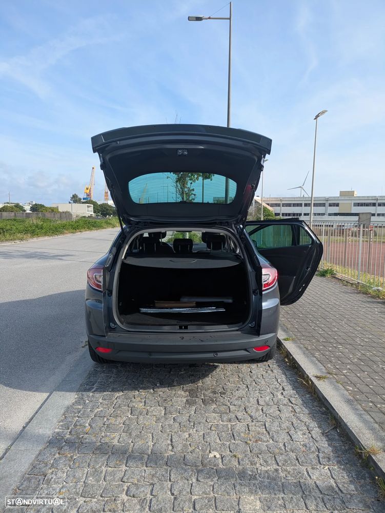 Renault Mégane Sport Tourer 1.5 dCi Bose Edition - 4