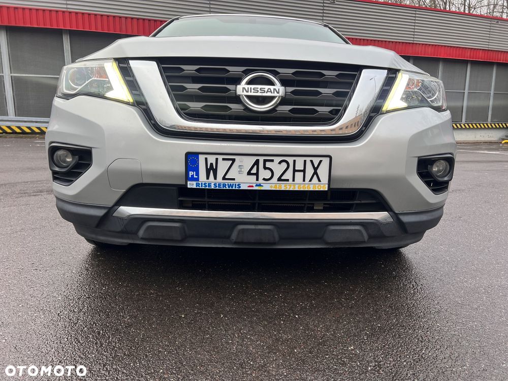 Nissan Pathfinder - 17