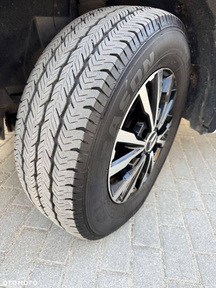 Mercedes-Benz Sprinter 907 - 34