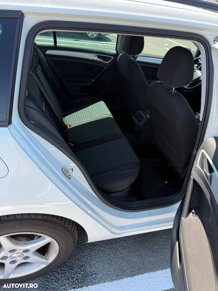 Volkswagen Golf 1.6 BlueTDI DSG Cup - 7