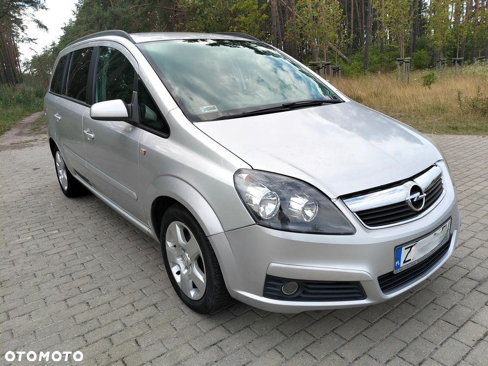 Opel Zafira 1.6 Enjoy - 1