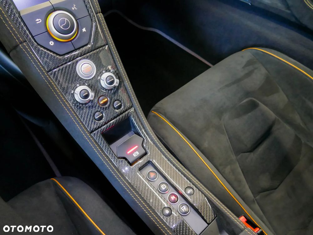 McLaren 650S - 19