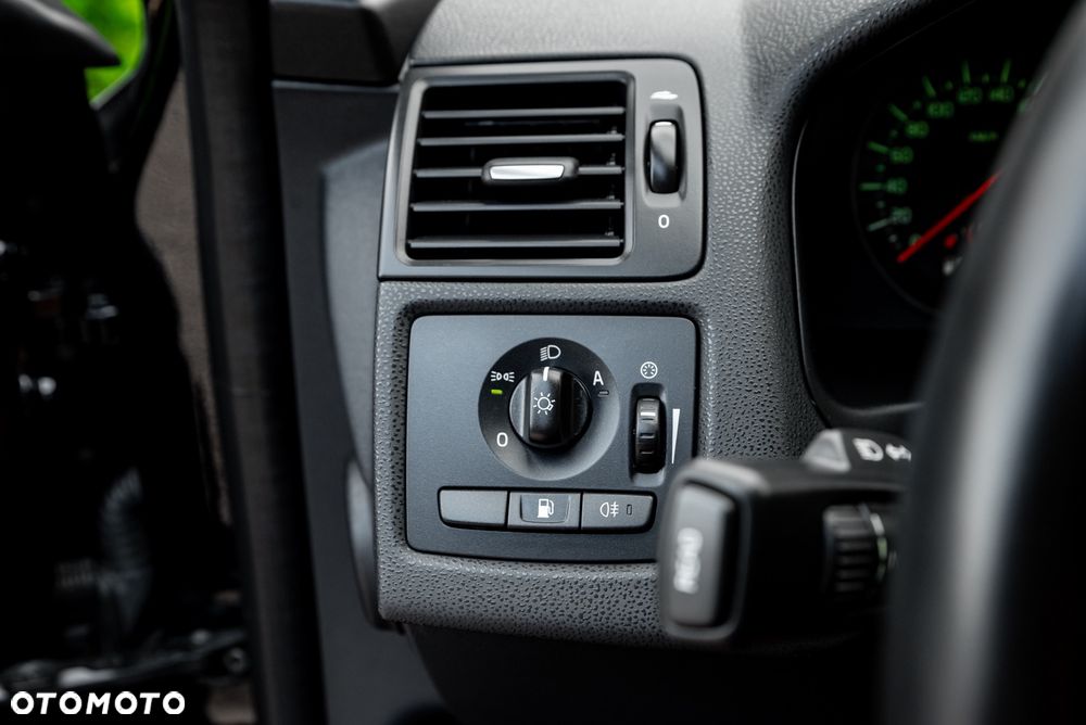 Volvo V50 DPF D3 Geartronic - 29