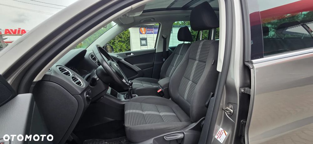 Volkswagen Tiguan 2.0 TDI DPF BlueMotion Technology Exclusive - 28