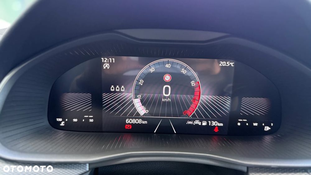 Skoda Kamiq 1.0 TSI Essence - 23
