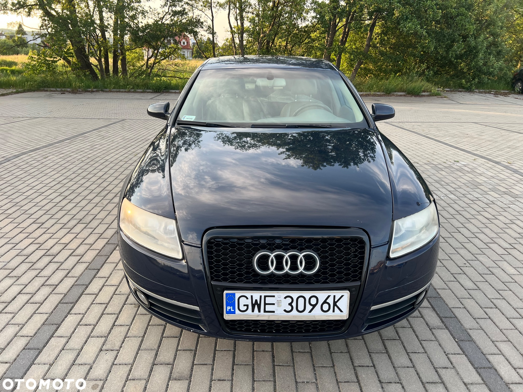 Audi A6 2.4 - 12