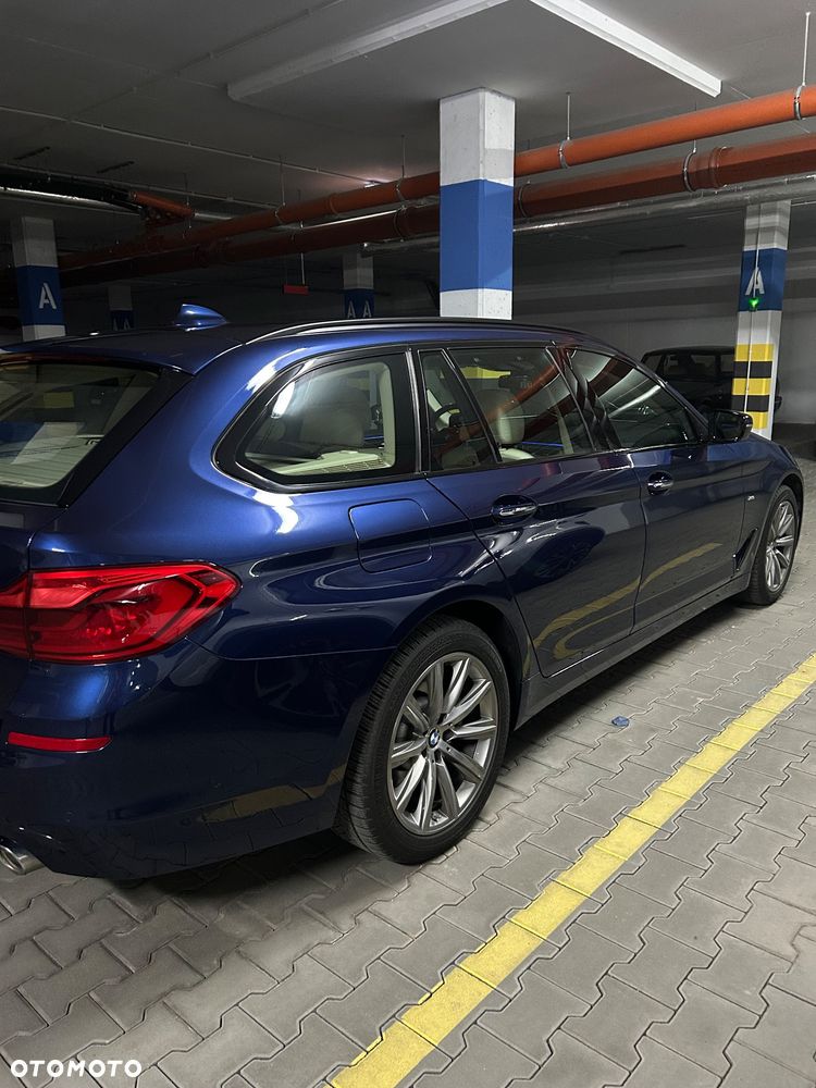 BMW Seria 5 520d Luxury Line sport - 22