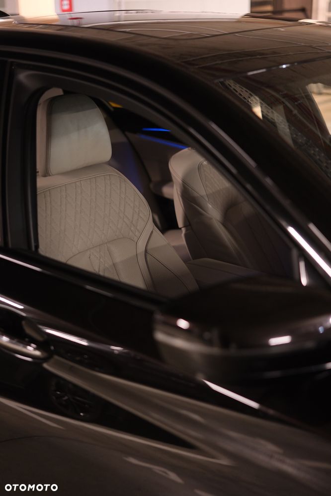BMW Seria 5 520d xDrive MHEV M Sport sport - 14
