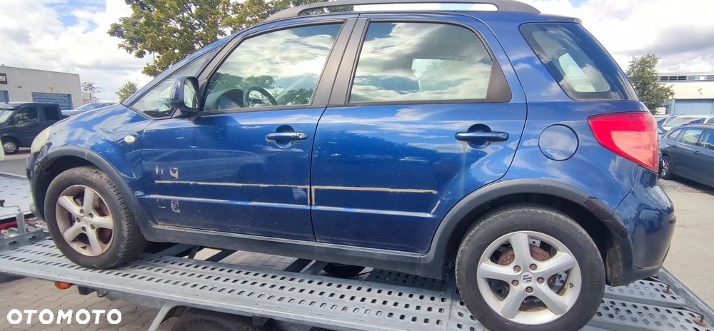 Suzuki SX4 - 2