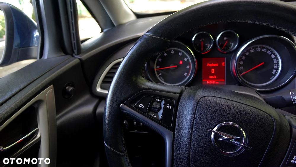 Opel Astra - 16