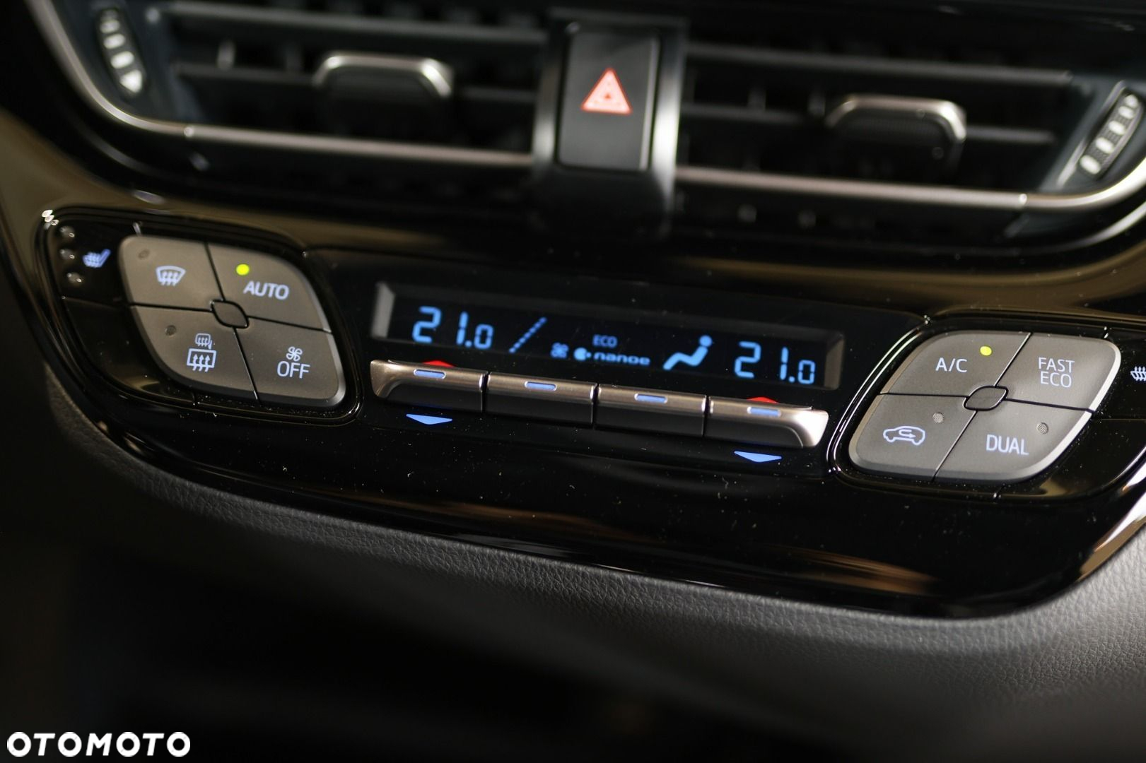 Toyota C-HR - 19