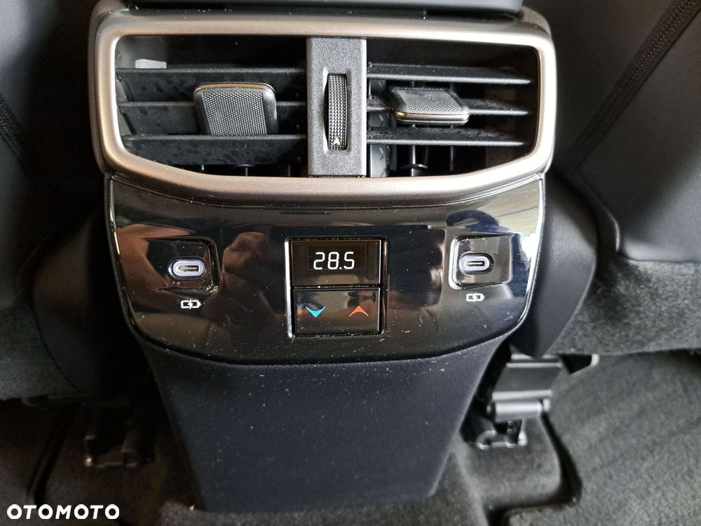 Lexus RX - 23