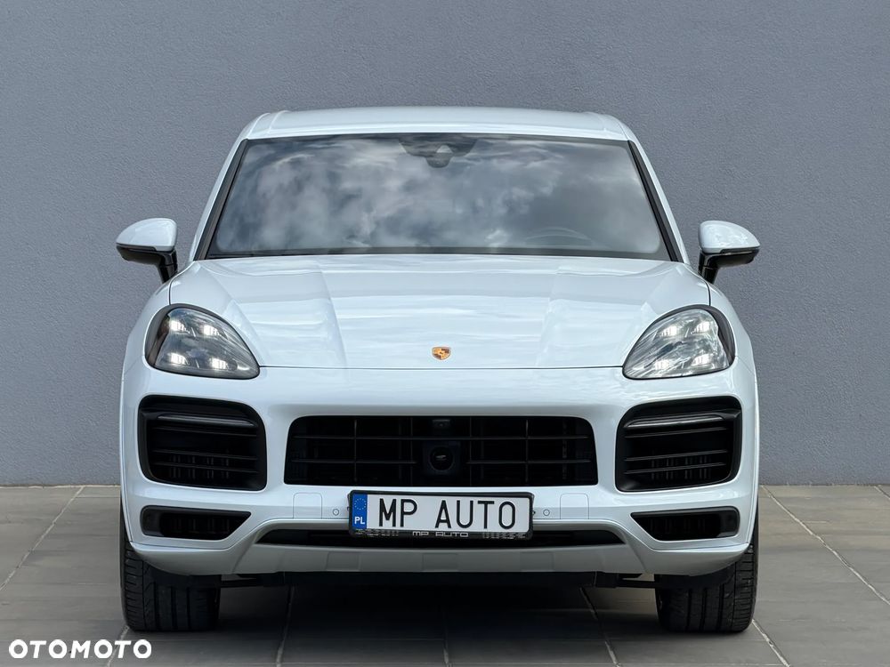 Porsche Cayenne - 2
