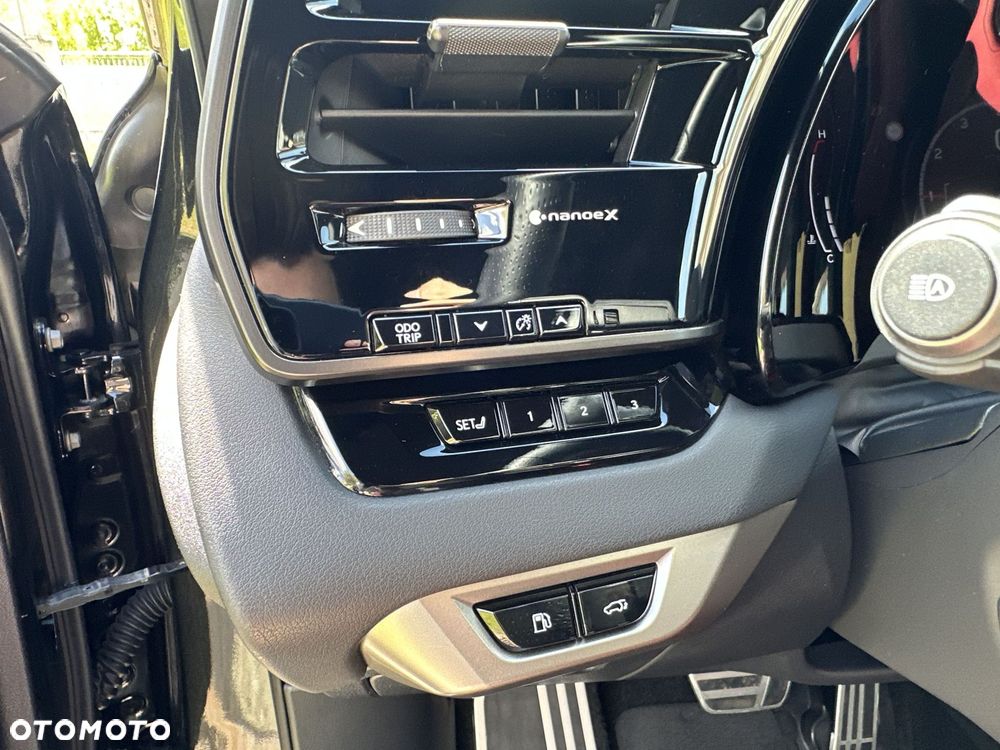 Lexus RX - 15