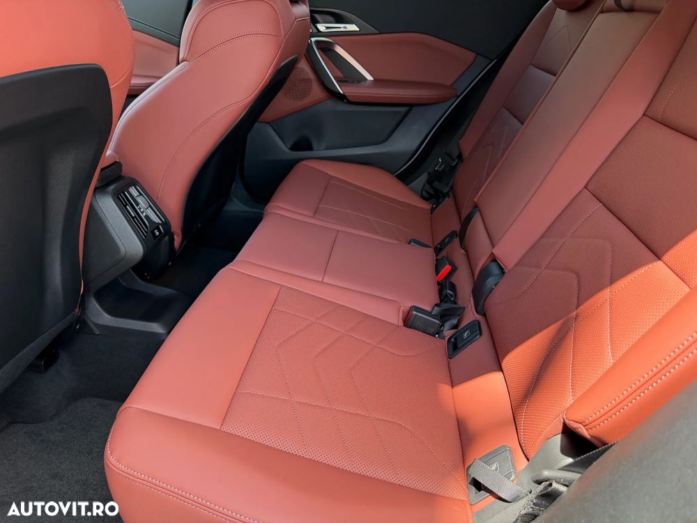 BMW X2 sDrive20i - 16