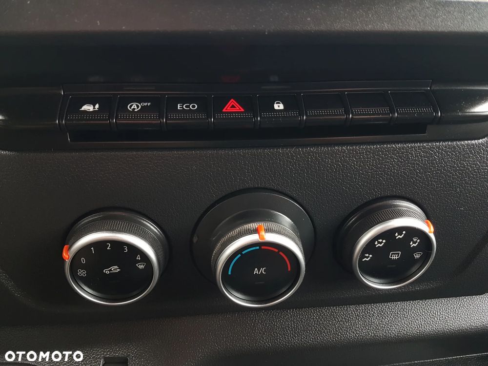 Renault MASTER KONTENER 8EP 4,22x2,24x2,24 KLIMA KRAJOWY MANUAL  6-BIEGÓW DMC 3500 KG - 23
