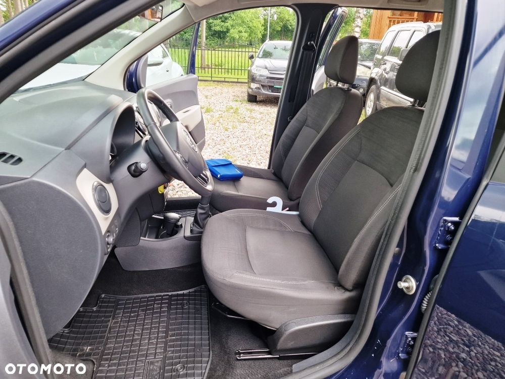 Dacia Lodgy - 30