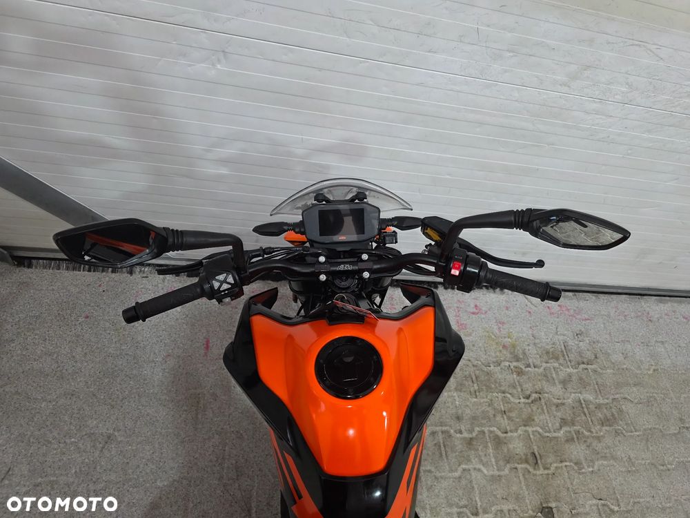 KTM Duke - 30