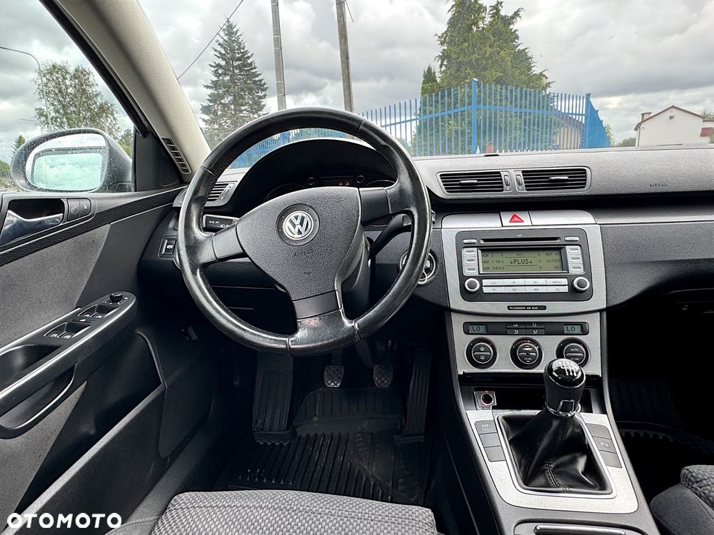 Volkswagen Passat 2.0 TDI Comfortline - 3