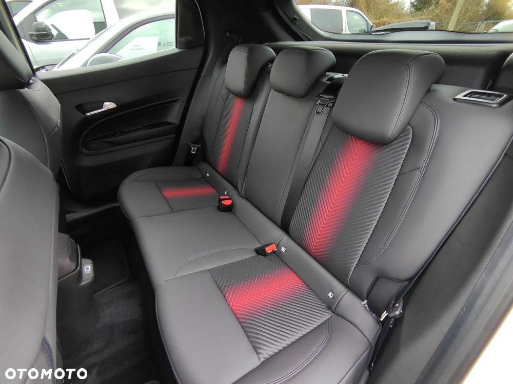 Alfa Romeo Junior 1.2 mHEV Ibrida eDCT - 27