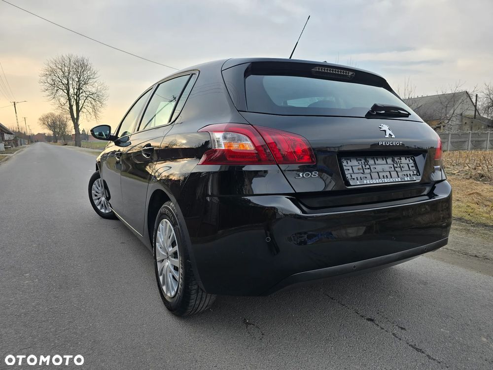 Peugeot 308 - 4
