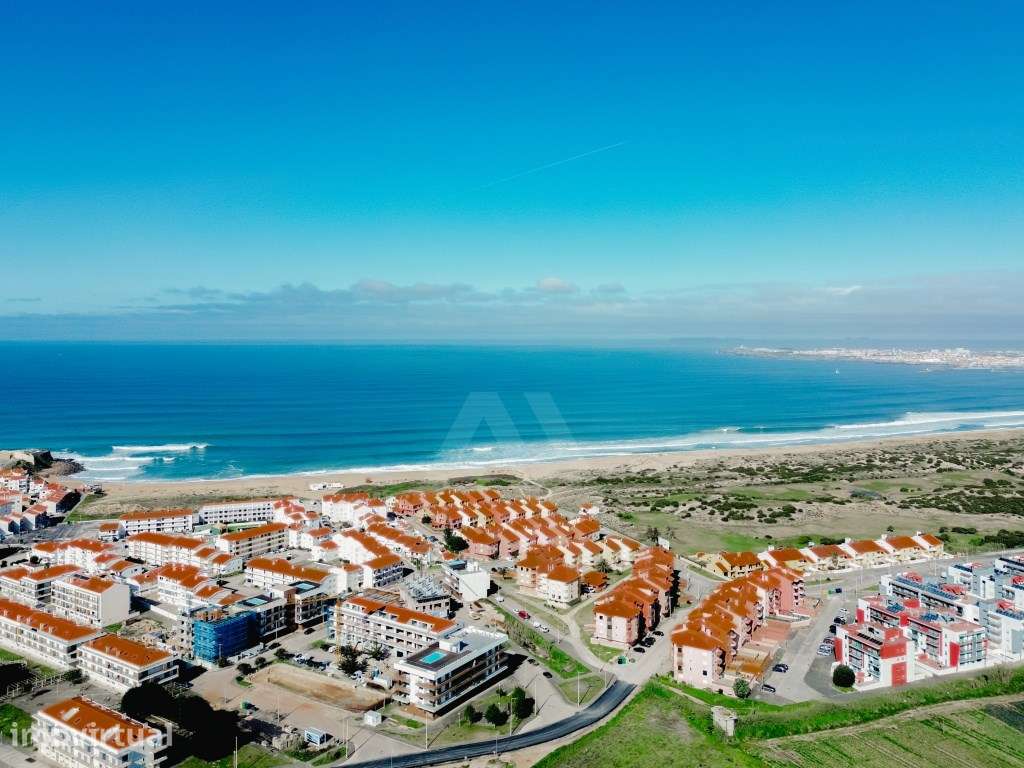 Apartamento T2 com garagem e arecadação na Praia da Consolação - Grande imagem: 5/17