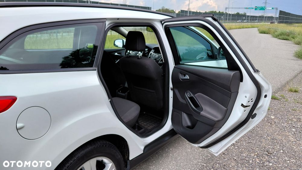 Ford Focus 1.0 EcoBoost Titanium - 8