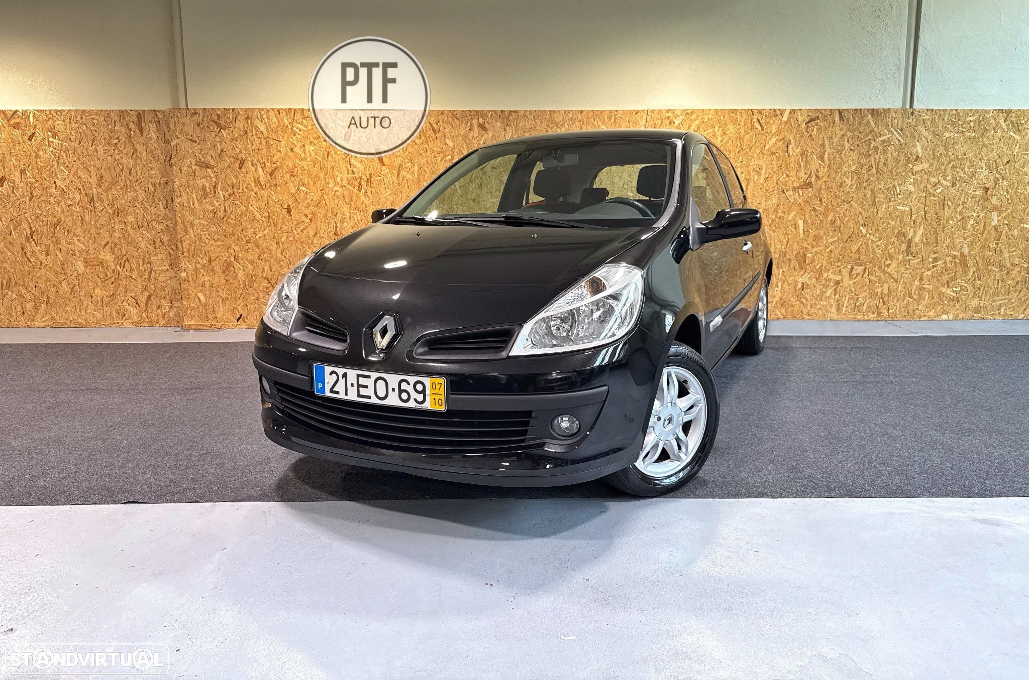 Renault Clio 1.2 16V Rip Curl II - 1
