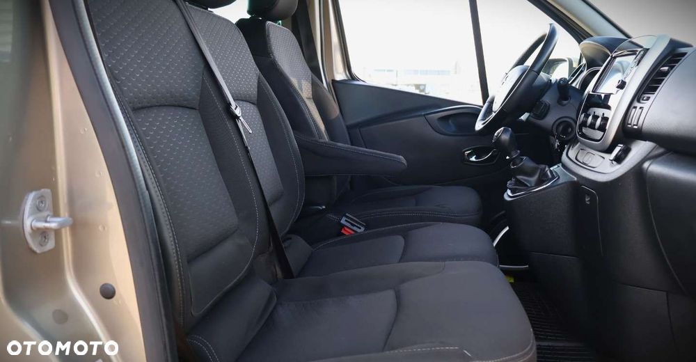 Opel Vivaro - 20