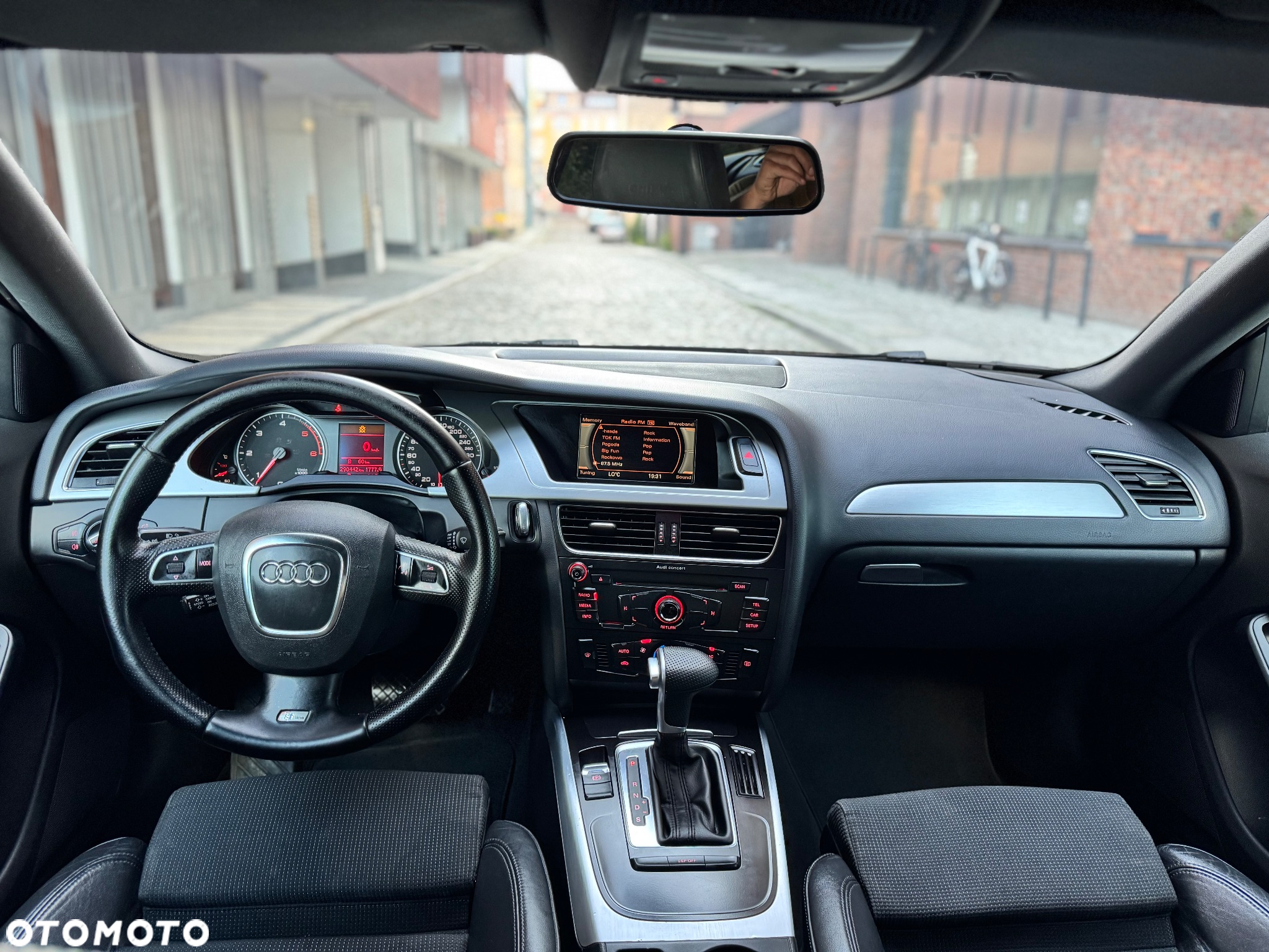 Audi A4 Avant 2.0 TDI Multitronic - 23