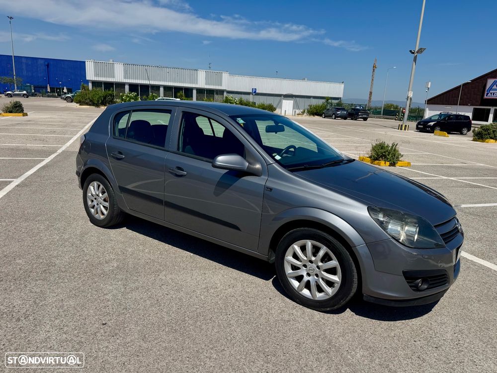 Opel Astra 1.3 CDTI Cosmo - 3