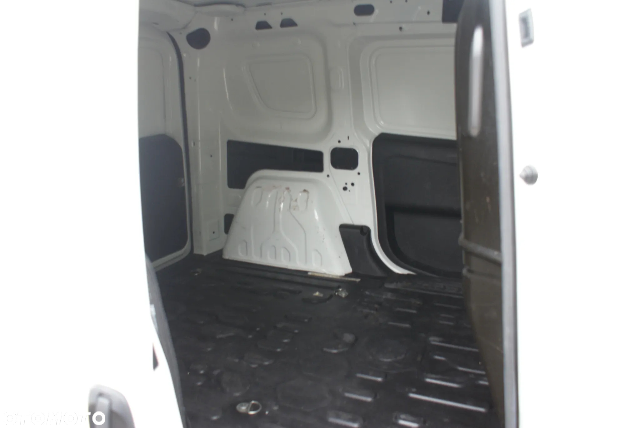 Opel Combo - 11