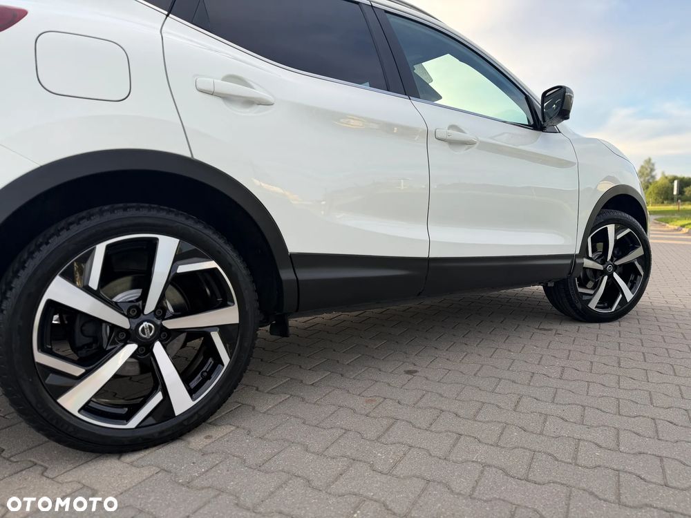 Nissan Qashqai 1.3 DIG-T Tekna+ - 11