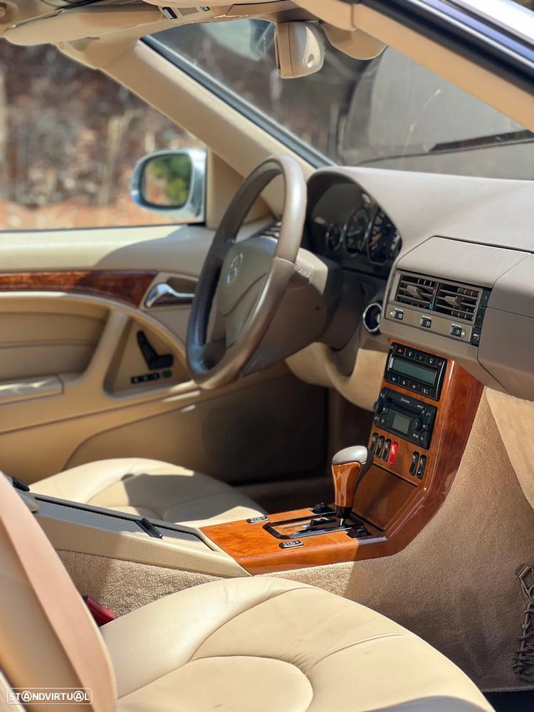 Mercedes-Benz SL 280 - 13