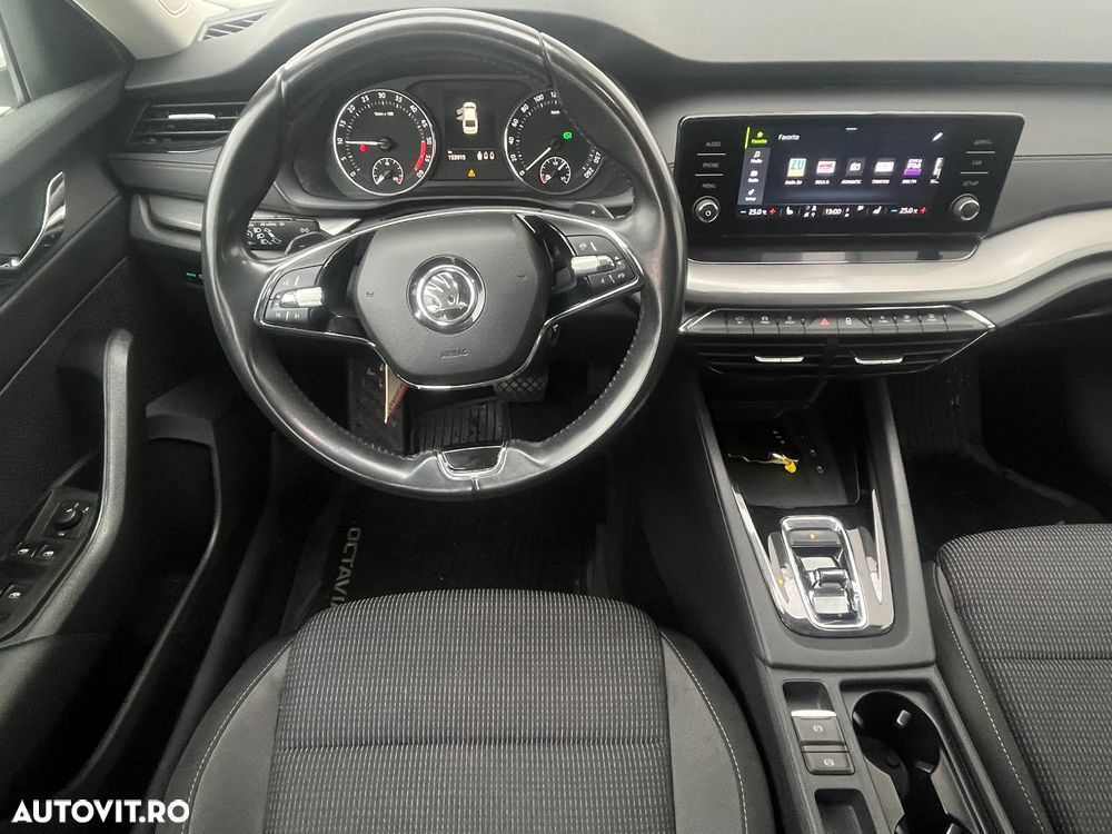 Skoda Octavia 2.0 TDI DSG Ambition - 10