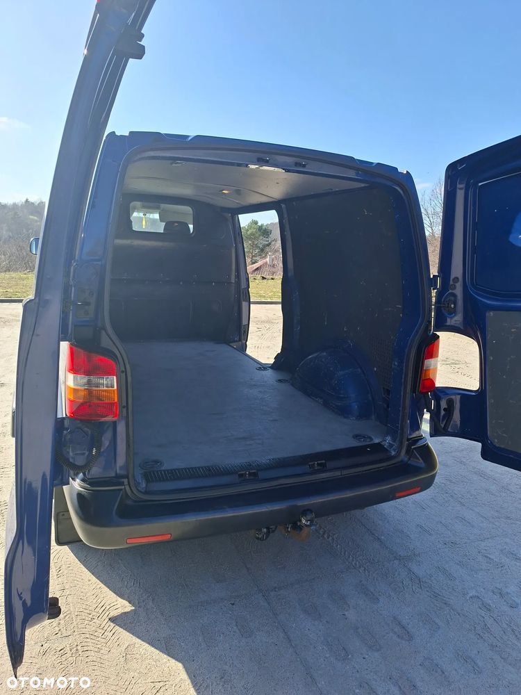 Volkswagen Transporter T5 - 15