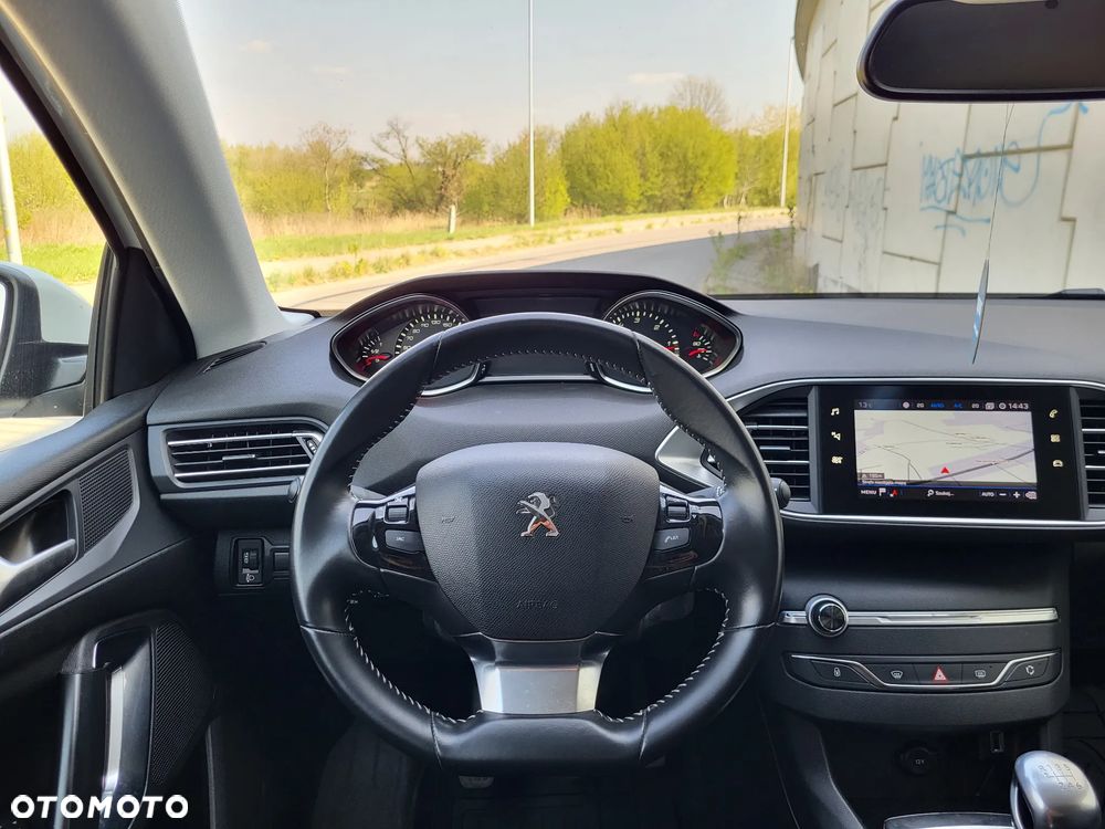 Peugeot 308 - 10