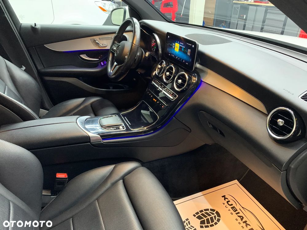 Mercedes-Benz GLC ver-300-4matic-9g--tronic-edition-avantgarde - 21