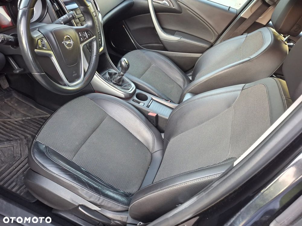 Opel Astra 1.4 T Sport - 12