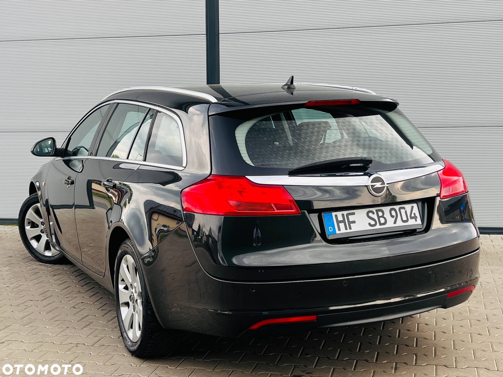 Opel Insignia 1.8 Sports Tourer - 17