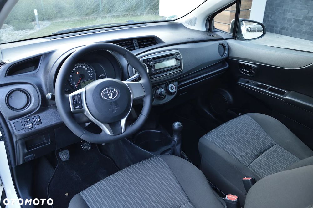Toyota Yaris 1.0 Entry - 9