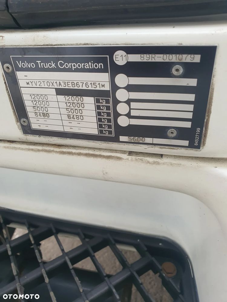 Volvo FL - 12