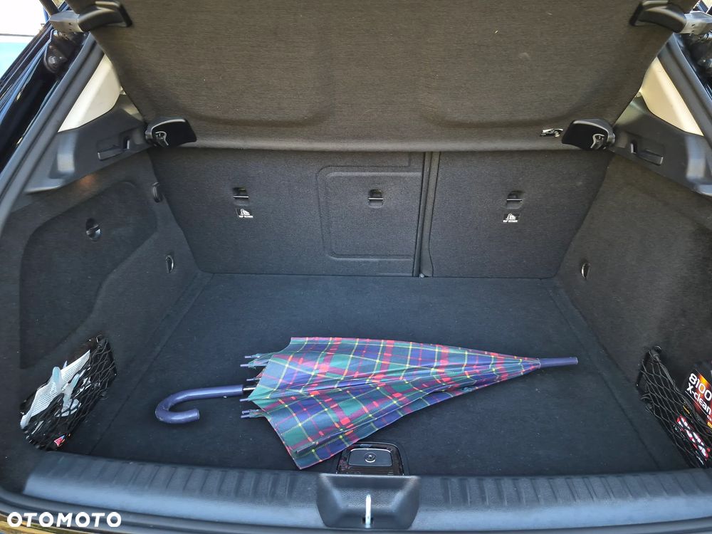 Mercedes-Benz GLA 180 7G-DCT - 6